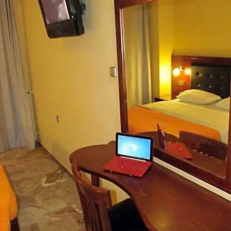 Filoxenia Hotel 2*
